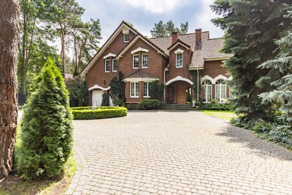 Driveway Brick Repair in Galveston